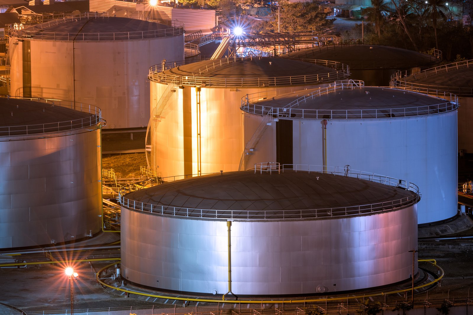 Large-scale fuel storage facilities providing the operational buffer between refining capacity and airport demand.